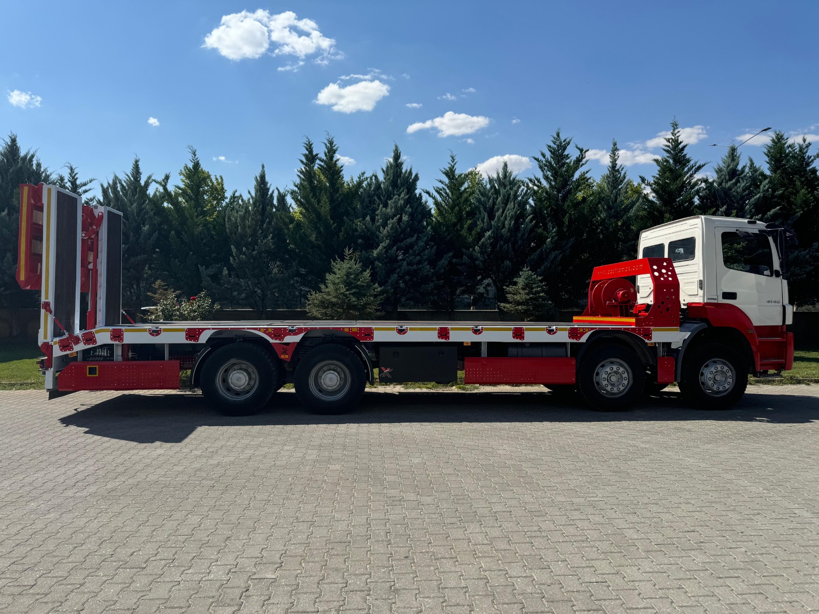 Worldwide freight services